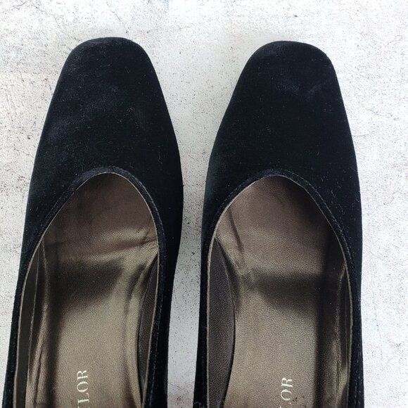 Vintage Ann Taylor Italy Black Velvet Pumps Spool Kitten Heel Shoes 7M Evening - Picture 14 of 15